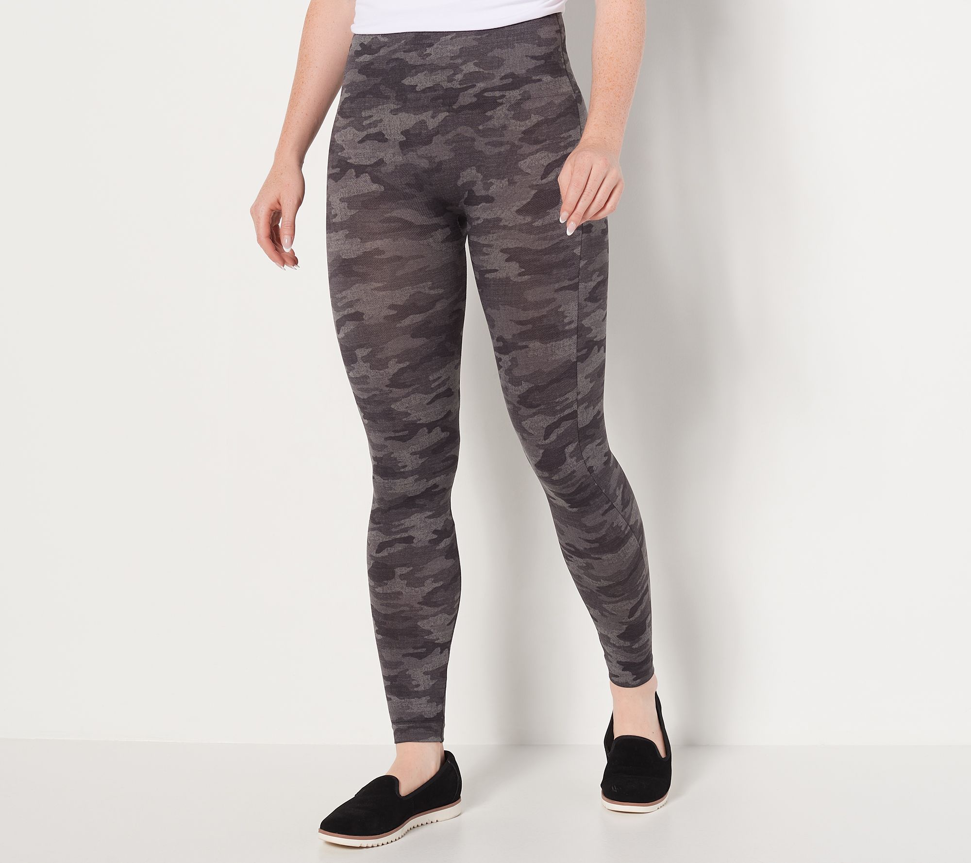 Spanx Look at Me Now Seamless Leggings Page 1 —