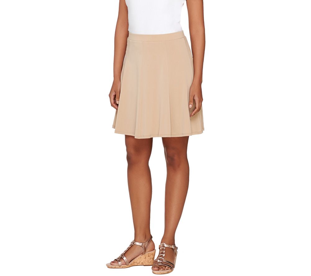 Susan Graver Liquid Knit 8 Gore Pull-On Skort