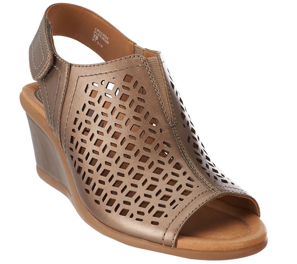 earth leather sandals