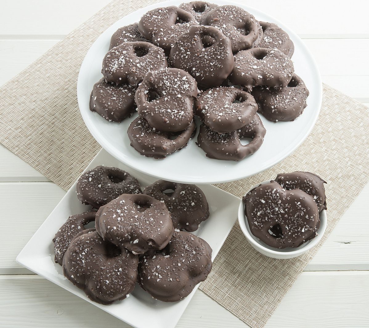 Landies Candies 24 Dark Chocolate Sea Salt Caramel Pretzels Page 1