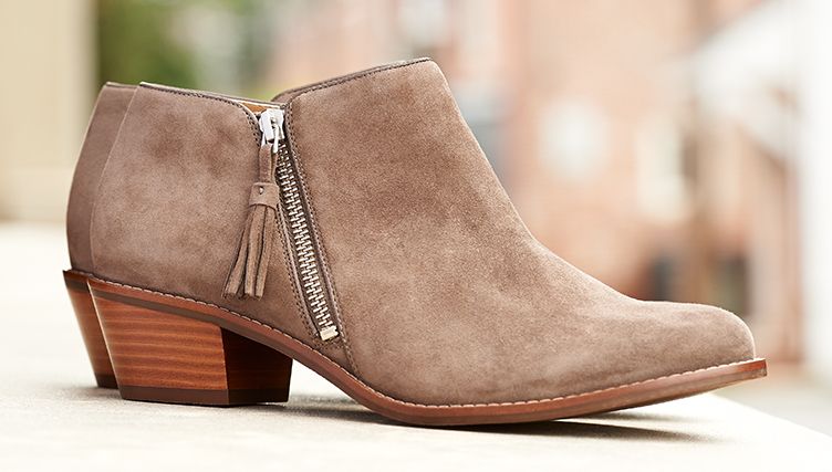 qvc vionic shoes and boots