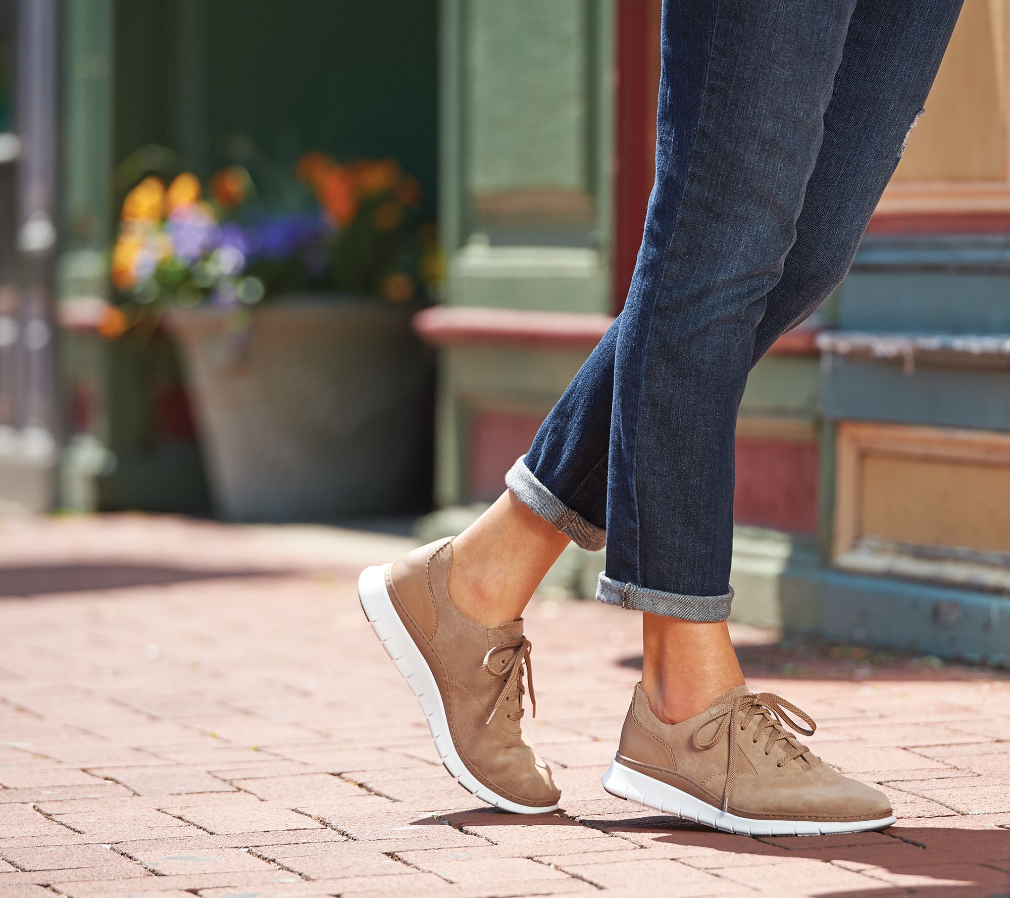 vionic taylor sneaker