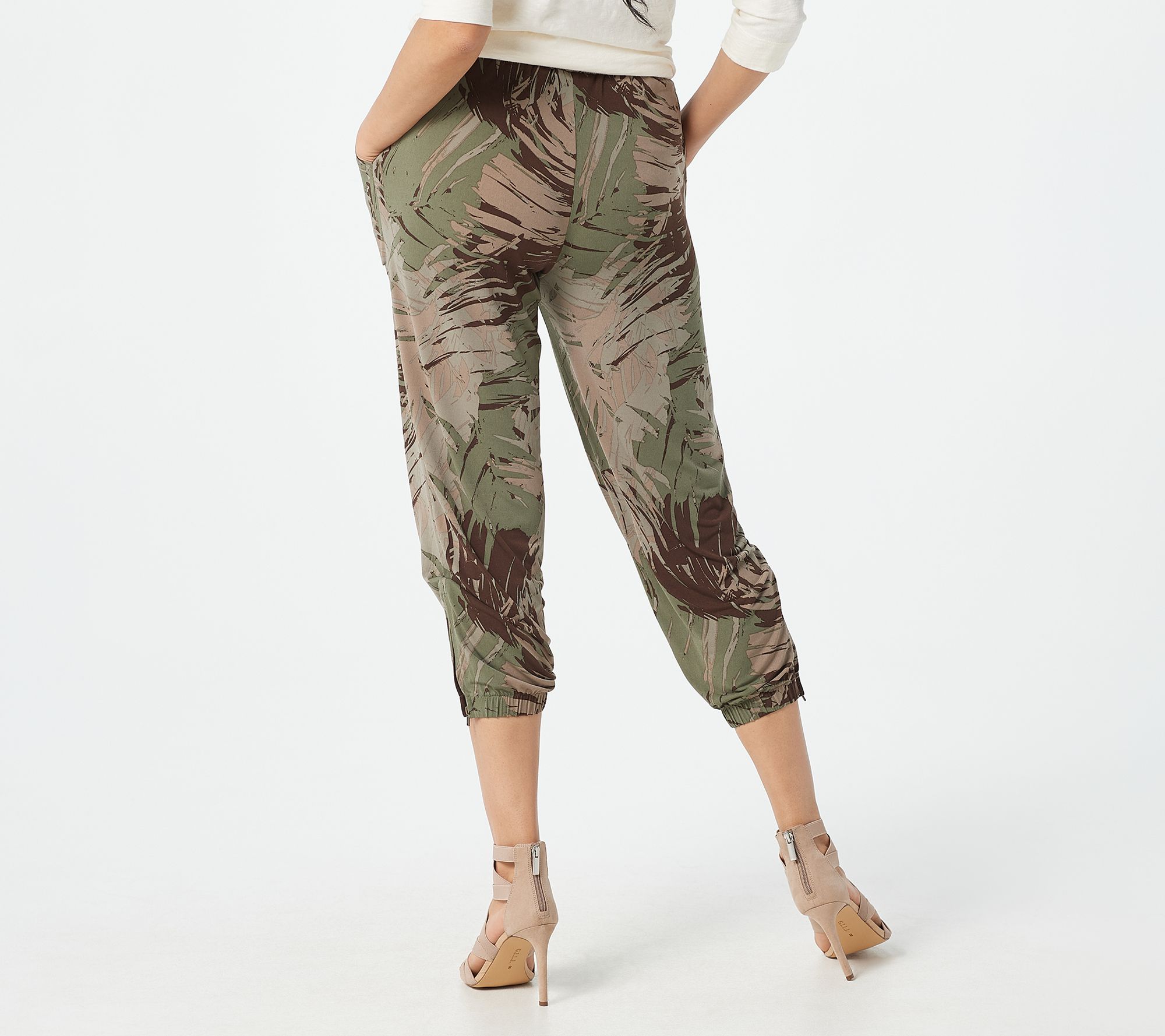 lisa rinna jogger pants