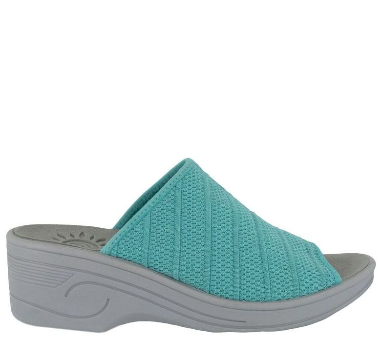 solite by easy street slide sandals