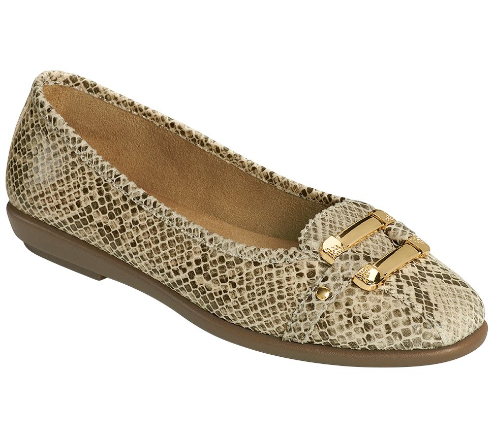 aerosoles slip on bow flats