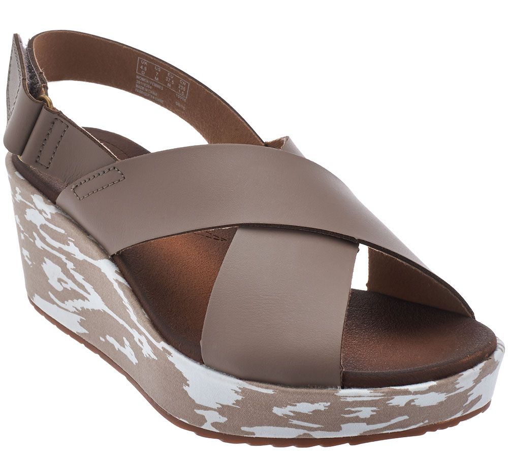 clarks white wedge sandals