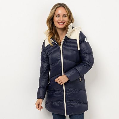 STRANDFEIN Outdoormantel Materialmix Kontrastdetails figurumspielend