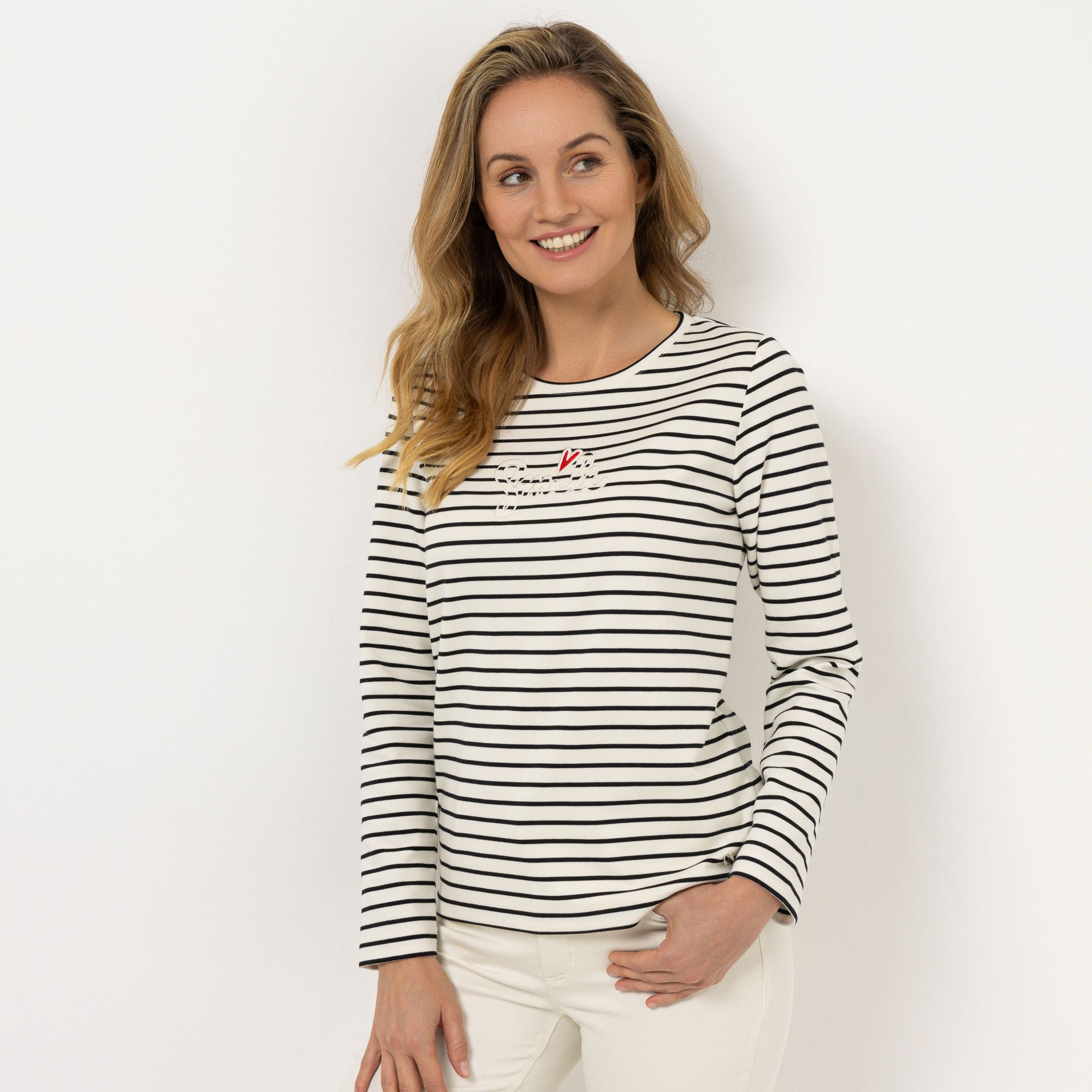 STRANDFEIN Streifenshirt Rundhalsausschnitt Logo-Applikation figurumspielend