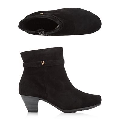 VITAFORM Damen-Stiefelette Samtziege Schmuckniete Sohle Lella