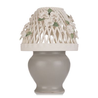 LUMIDA Casa Porzellan-Leuchte Blütendetails 5h-Timerfunktion Höhe 22cm, Ø 15,5cm