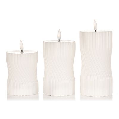 ELAMBIA 3 LED-Kerzen Rillen-Welle Flamme Luma, Timer Höhe 12,5, 15, 17,5cm