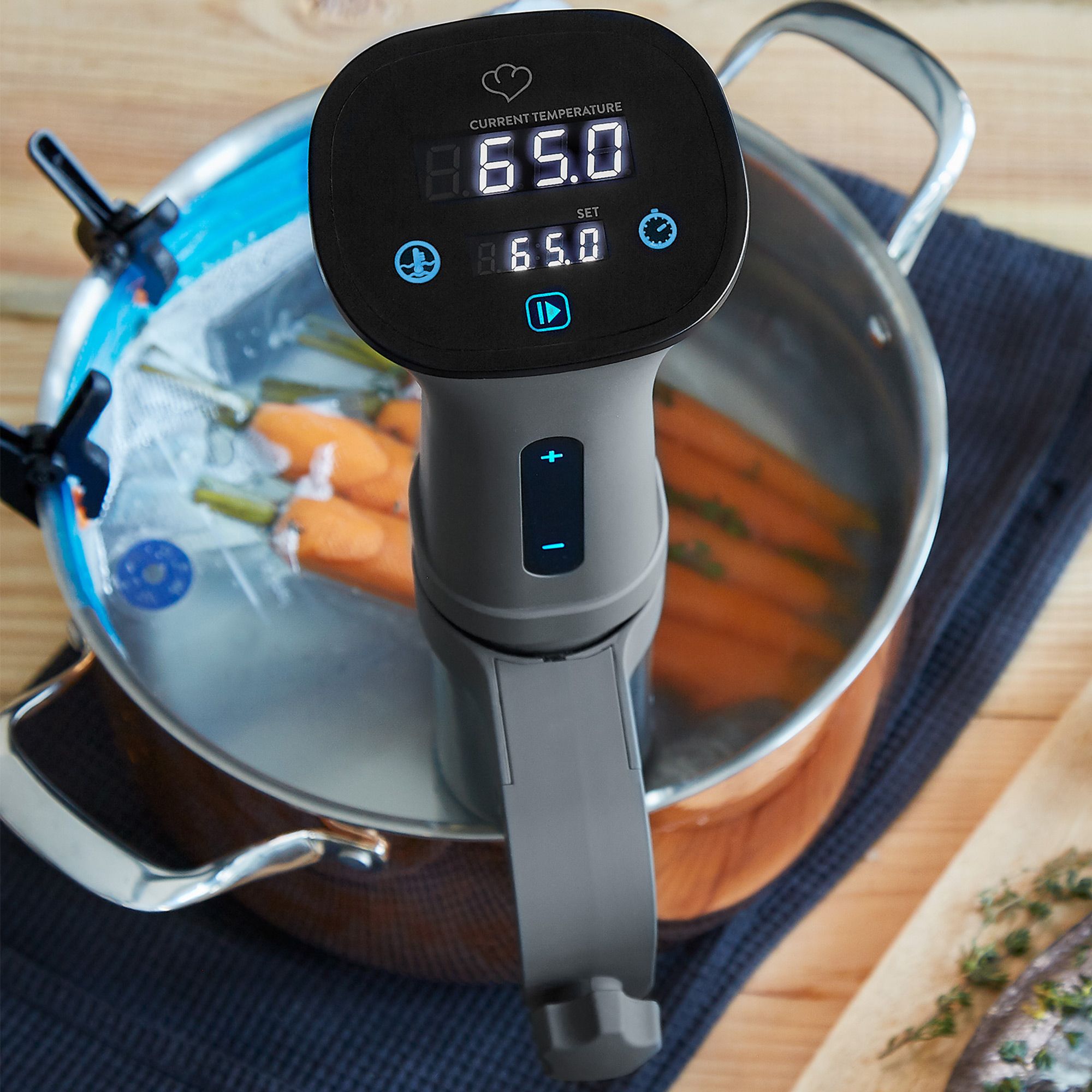 SPRINGLANE KITCHEN SousVideStick Henry mit Vakuumierer inkl. SousVideGuide — QVC.de