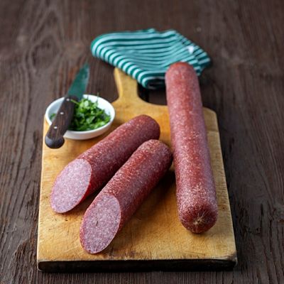 Thumbnail - TANNENGLÜCK Kirschwasser Salami im Geschenkkarton geräuchert Inhalt 760g, 2 Stück