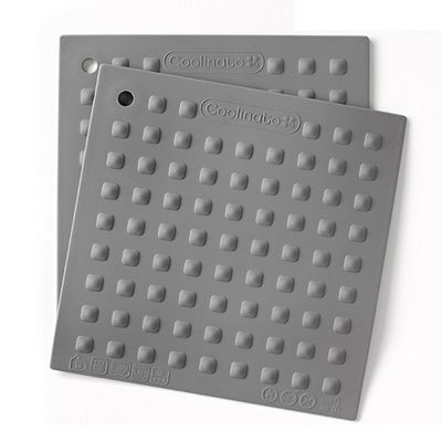 COOLINATO Topflappen-Set aus Platin-Silikon hitzebeständig 2tlg., je 20x20cm