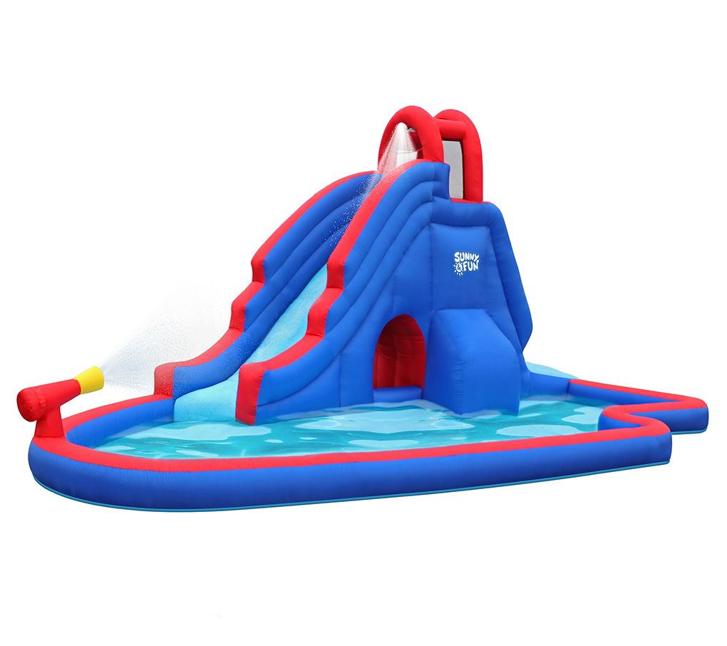 Sunny & Fun Inflatable Water Park w/ Slide & Wa ter Gun