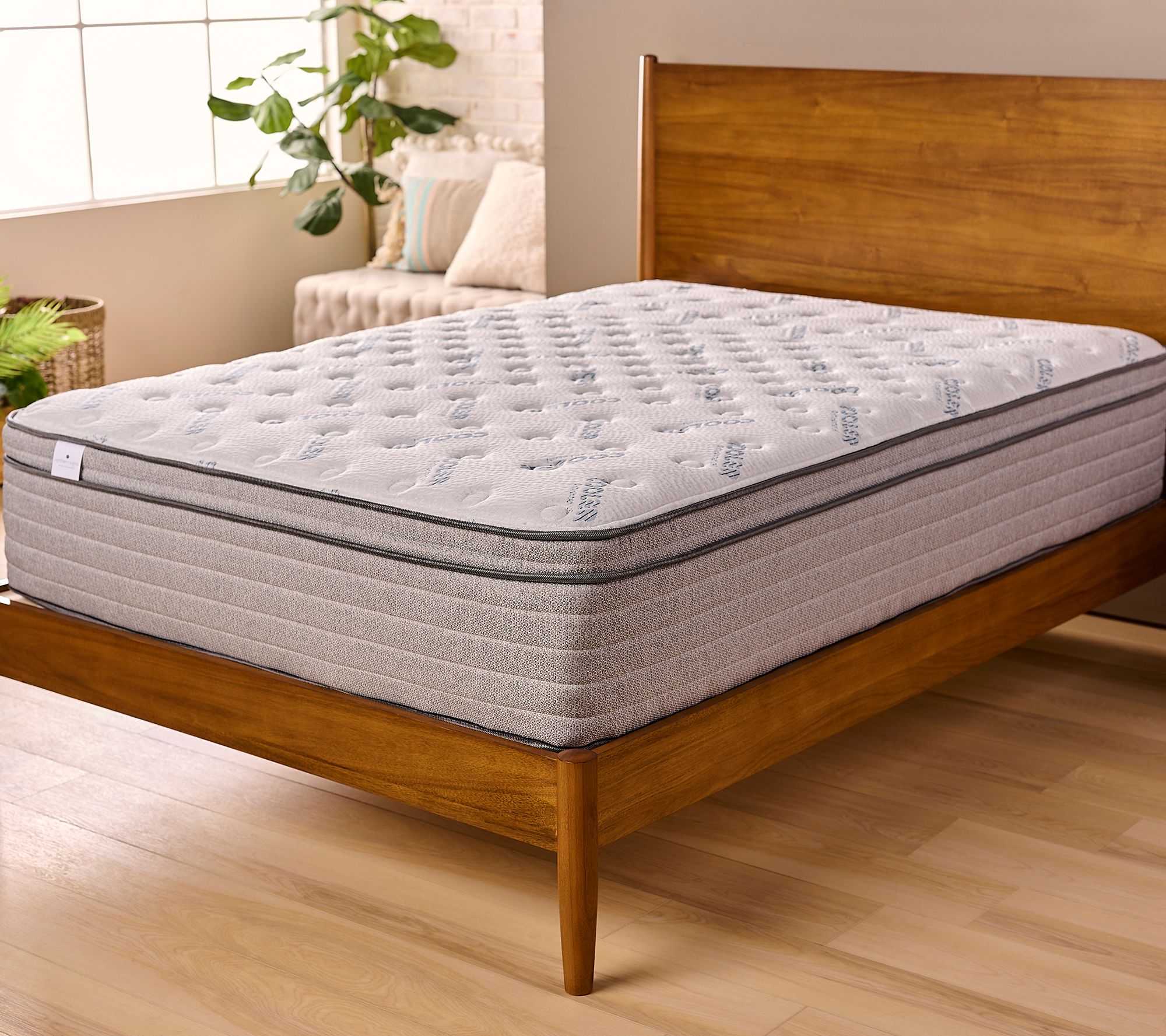 Northern Nights 13.5" Dual Coil Plus Hybrid Mattress- King