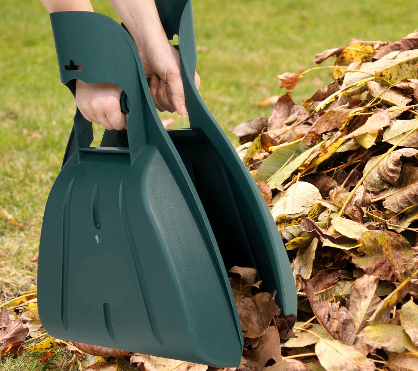 Nature Spring Leaf Scoops- Large Hand-Held Rake