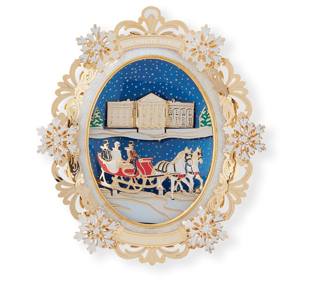 The Official 2004 White House Christmas Ornamen t