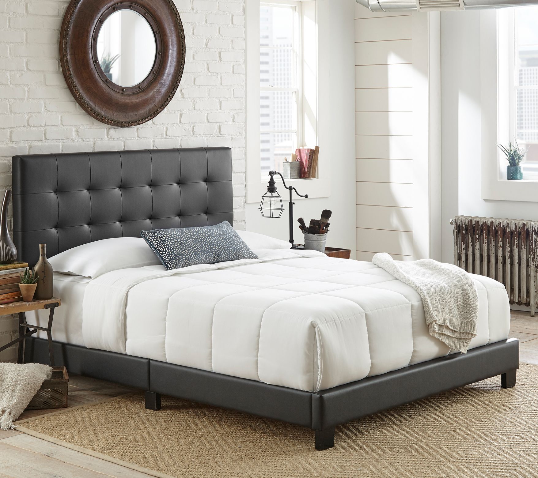 Boyd Sleep Roma 14 Slat Tufted Upholstered Bed rame, Full