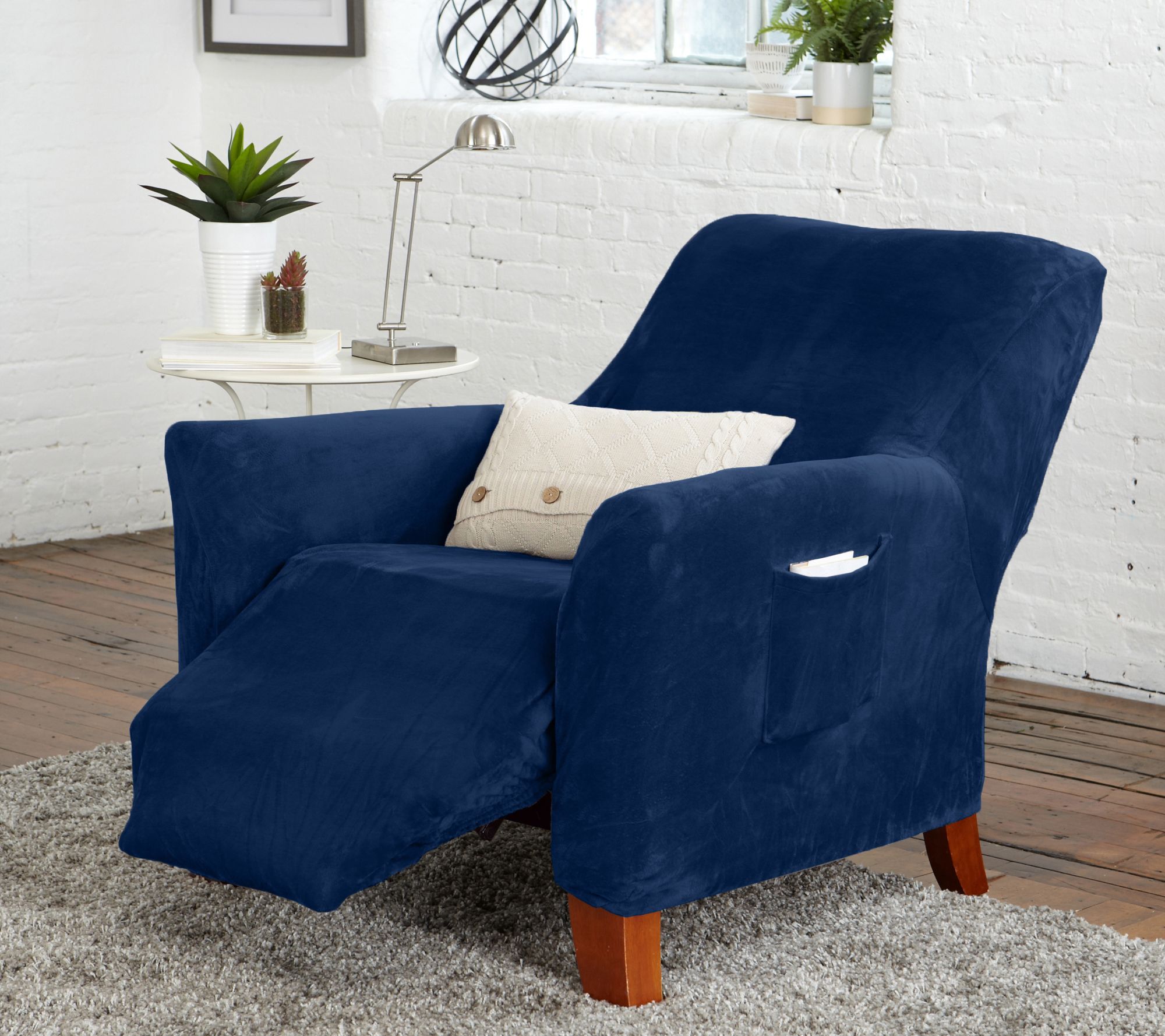 Home Reflections Plush Stretch Recliner Furniture Cover Page 1
