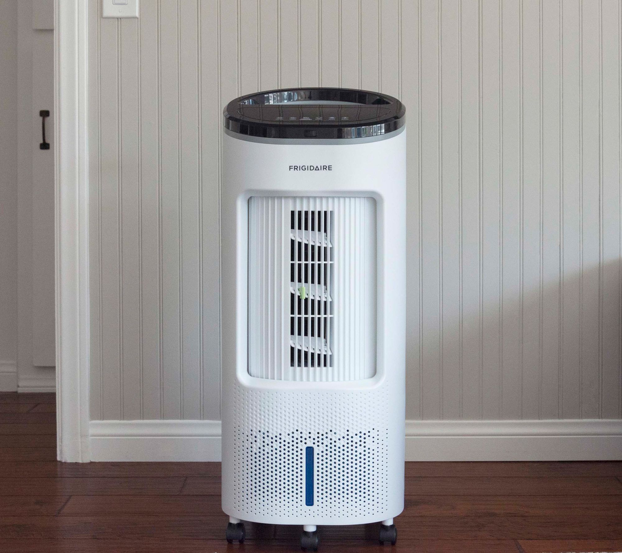 Frigidaire Portable Evaporative Cooler & Fan w/Remote 1.8Gal Page 1