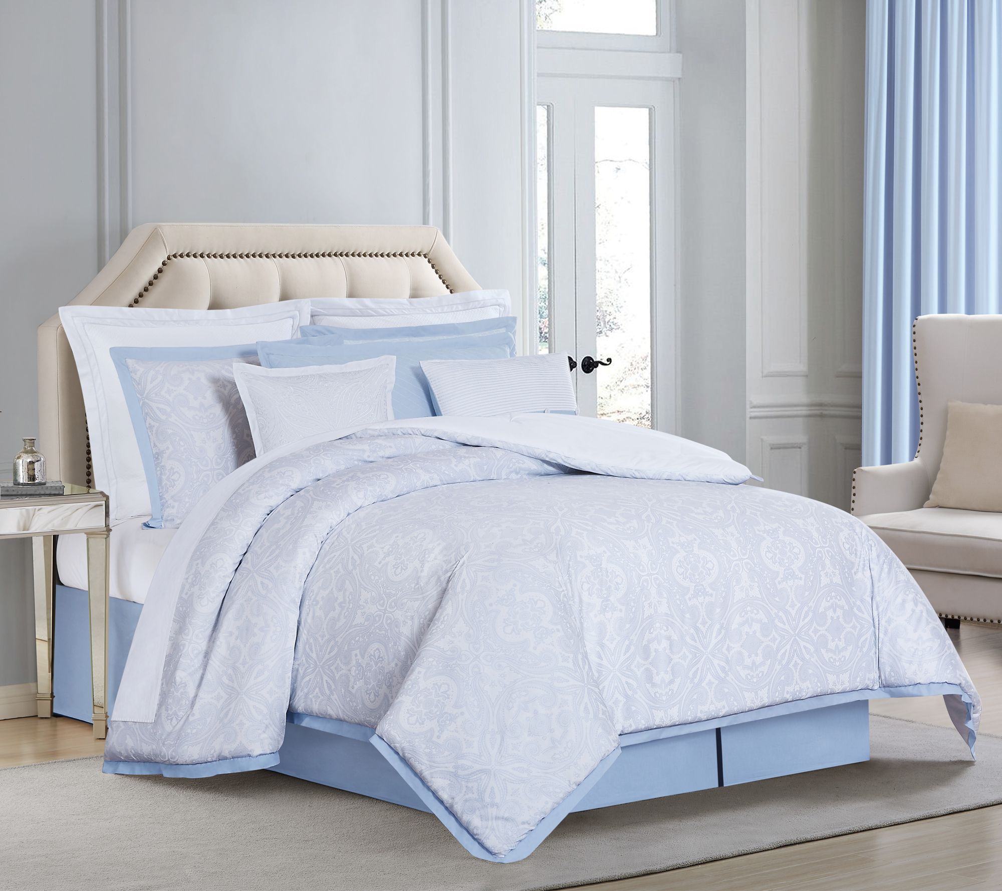 Charisma Settee Cotton Printed Queen 4 Piece Comforter Set Page