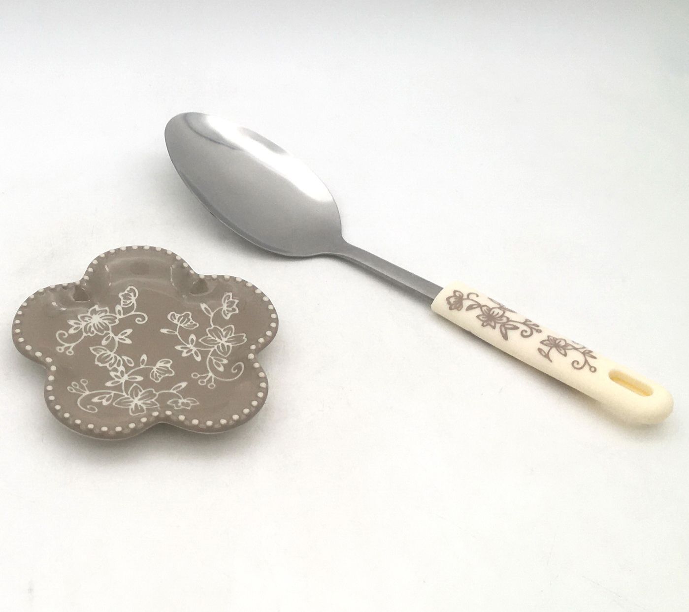 Temptations Floral Lace Spoon Rest with Utensil