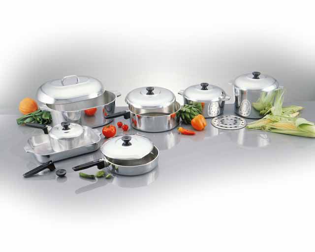 Magnalite Classic 12 Qt. Stock Pot With Lid —