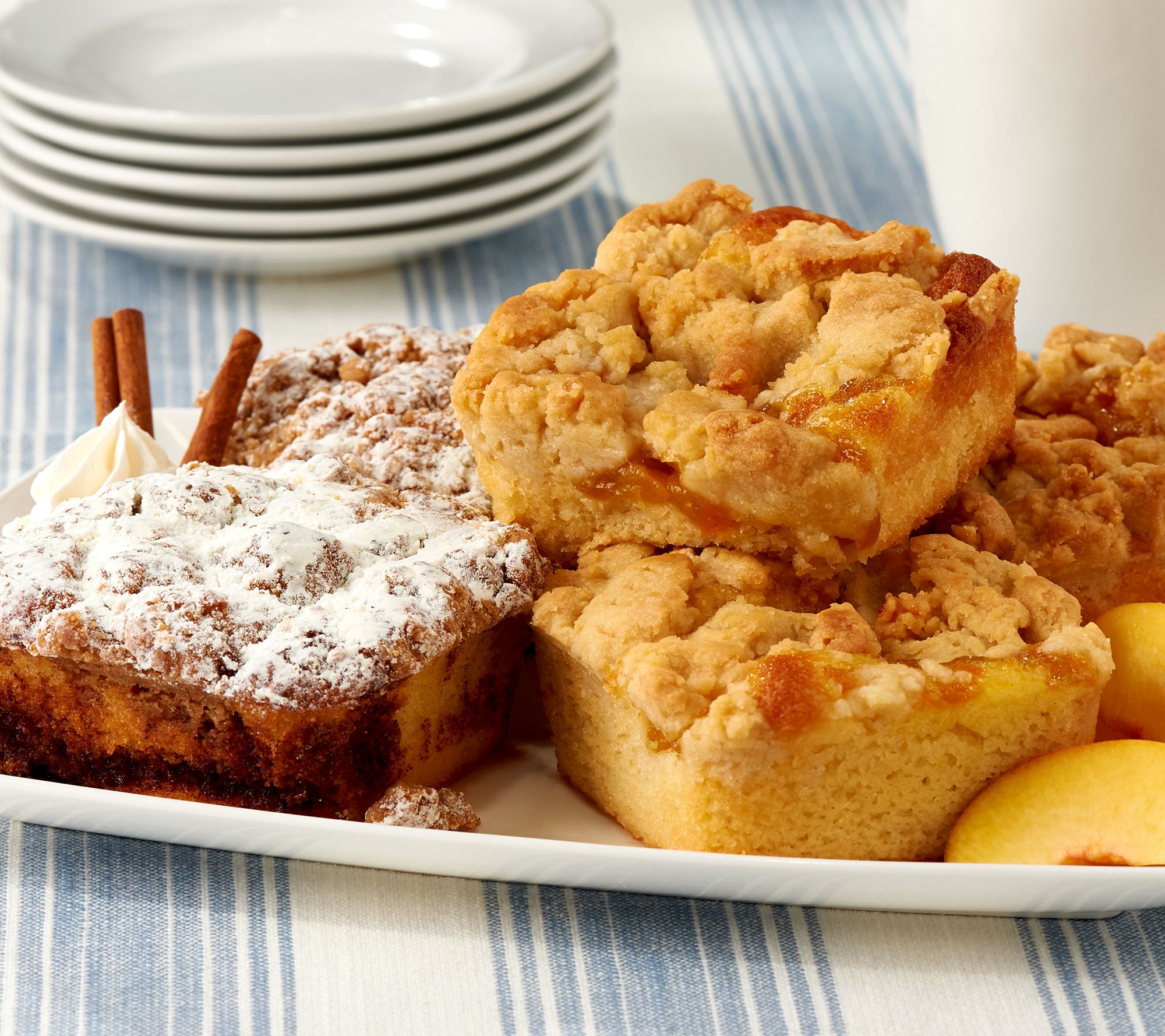 Jimmy the Baker (14) 6.5oz Cinnamon & Fruit Crumb Cakes