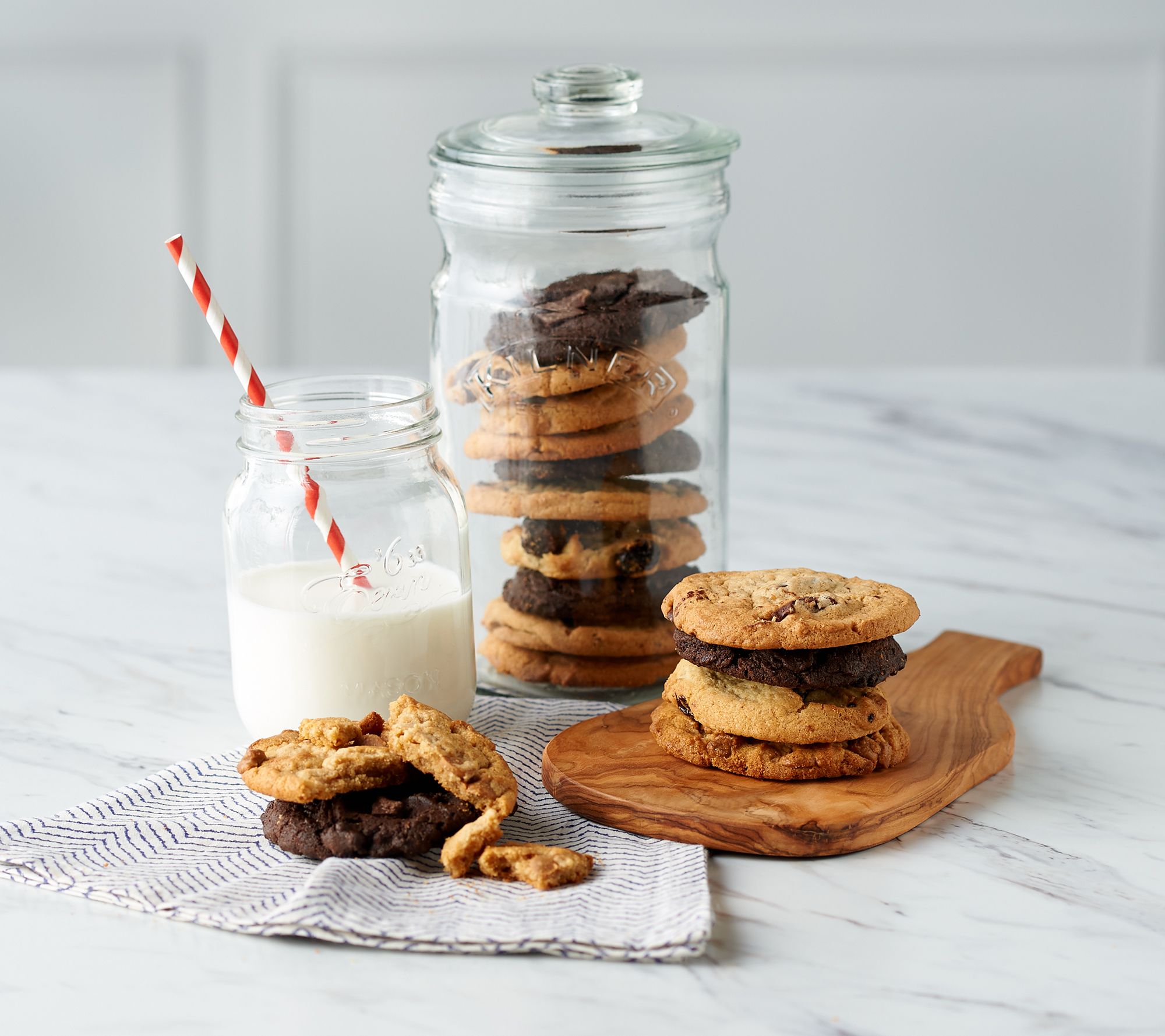 David's Cookies (24) 1.5oz Fresh Baked Cookies