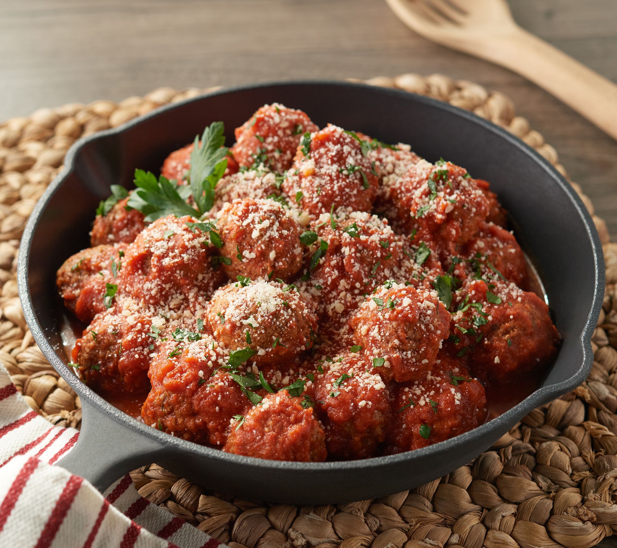 Mama Mancini's (4) 1lb Beef or Turkey Meatballs & 1lb Sauce