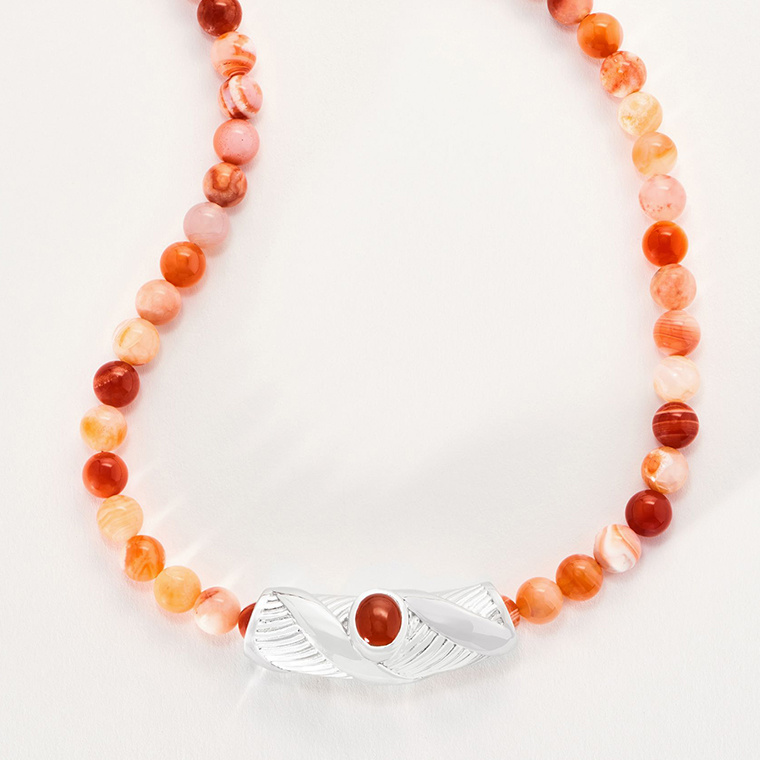 Necklaces & Chains — Jewelry —