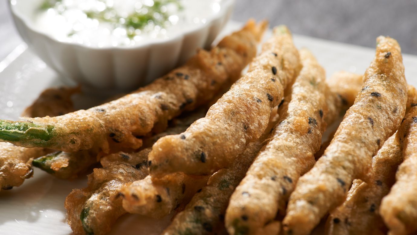 Green Bean Fries with Buttermilk Dipping Sauce