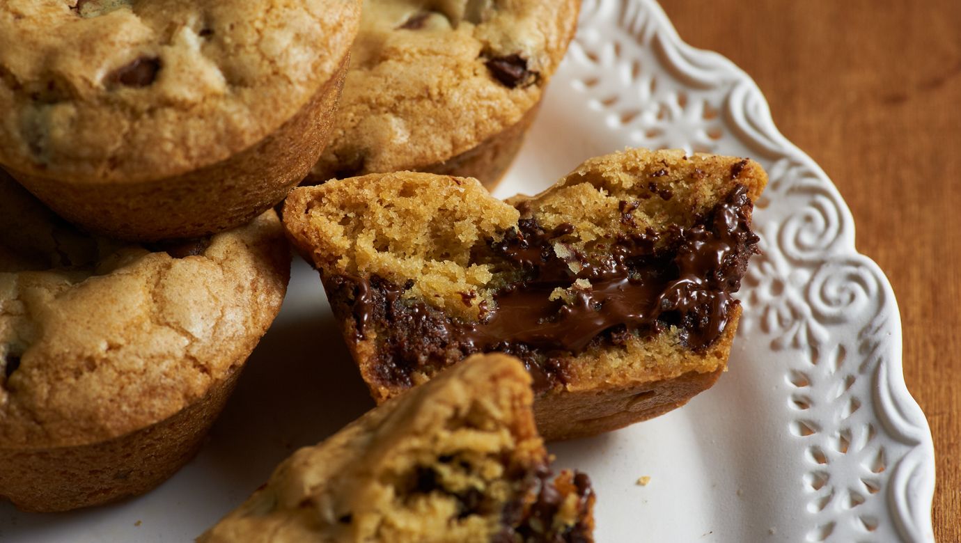 Chocolate Chip Lava Cookies