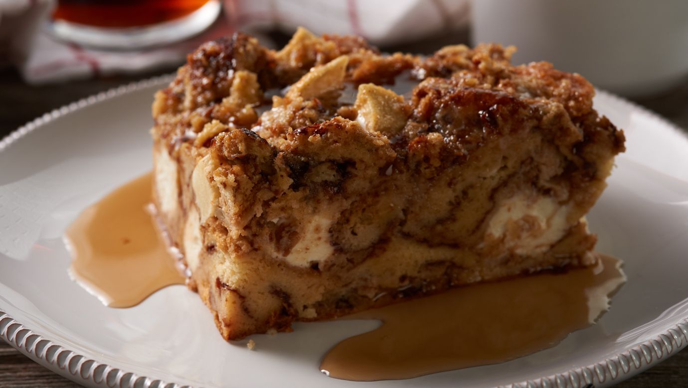 Apple Cinnamon Roll Bread Pudding