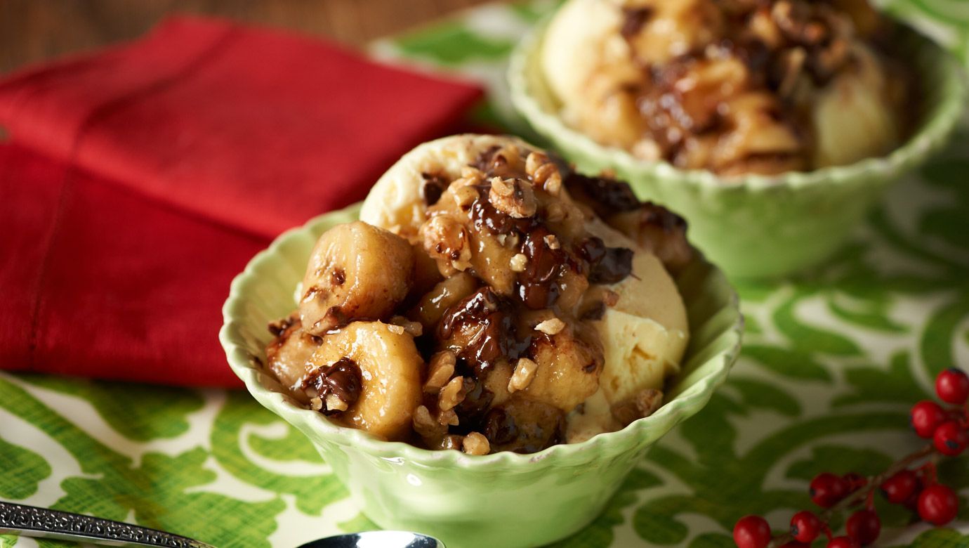 Slow-Cooker Chocolate Bananas Foster