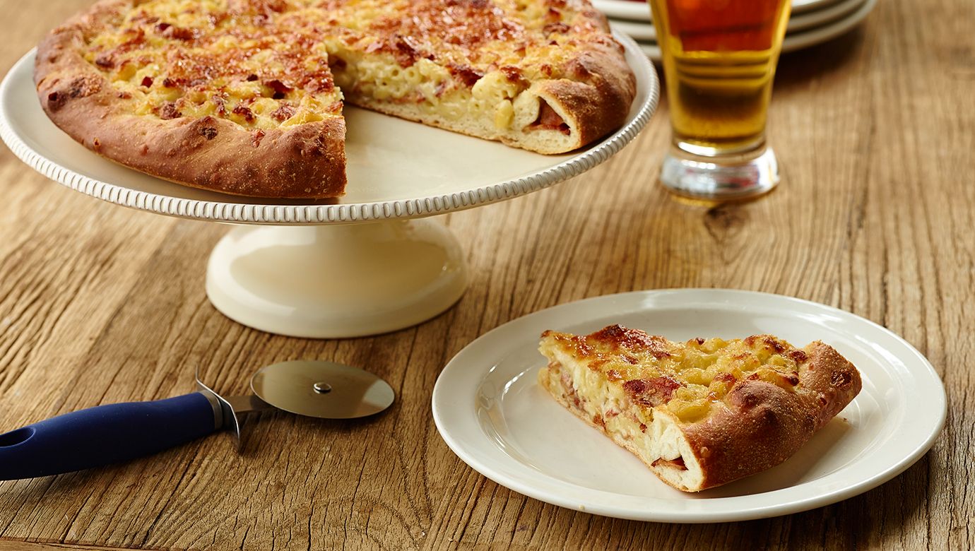Bacon Mac & Cheese Pizza