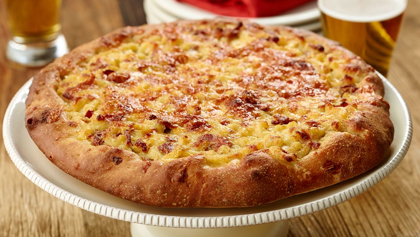 Bacon Mac & Cheese Pizza
