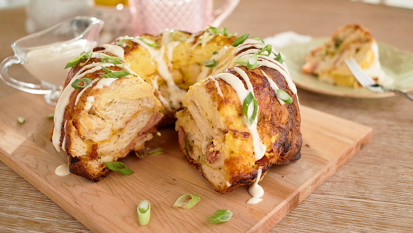 Ham, Egg and Cheese Monkey Bread