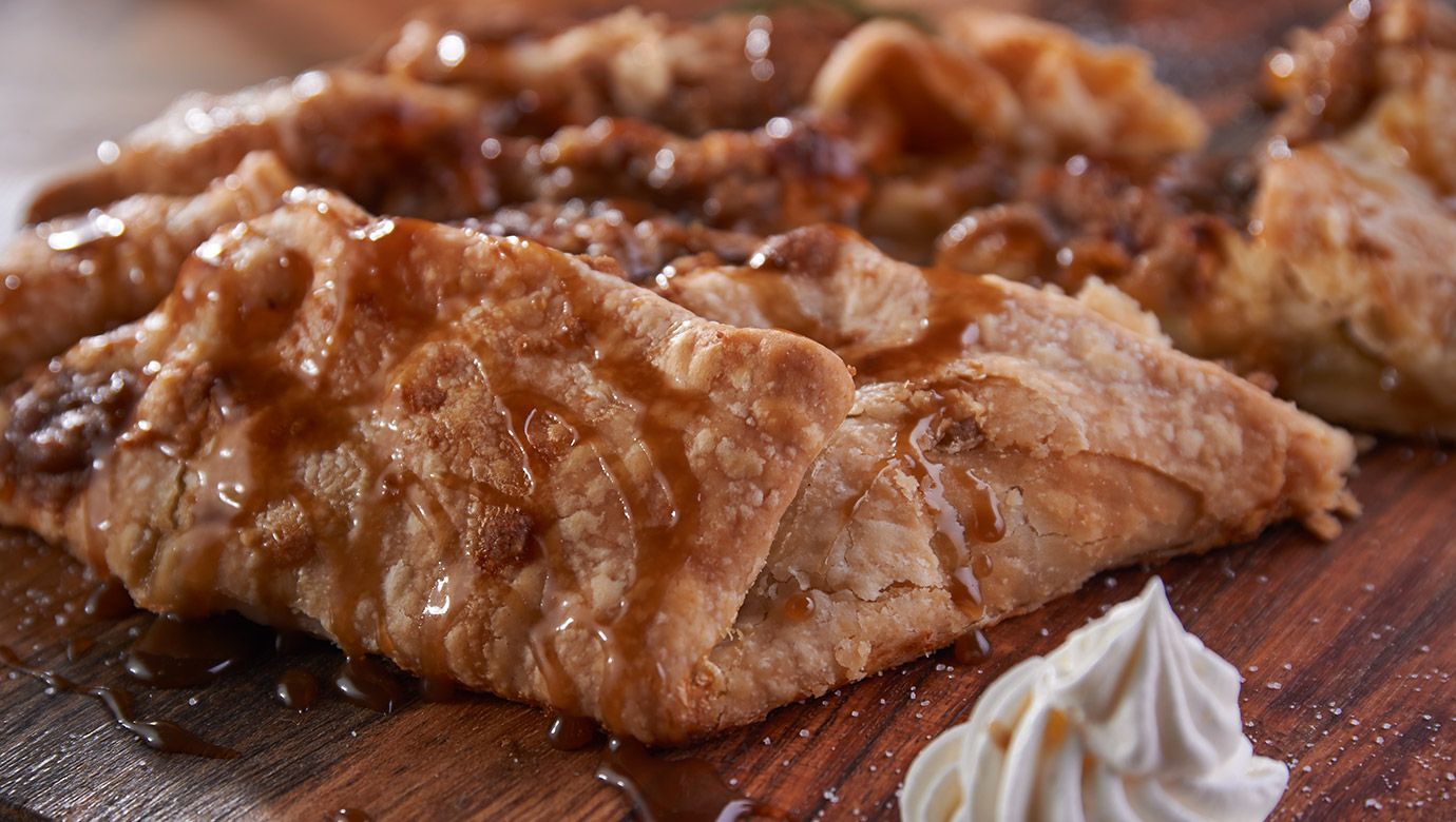 Bourbon-Apple Cheddar Crostata