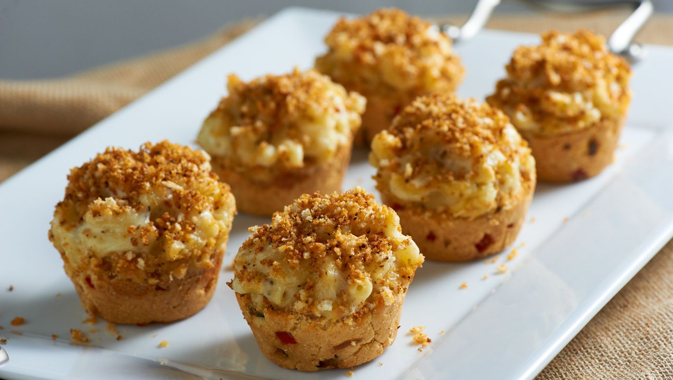 Mac and Cheese Cornbread Muffins