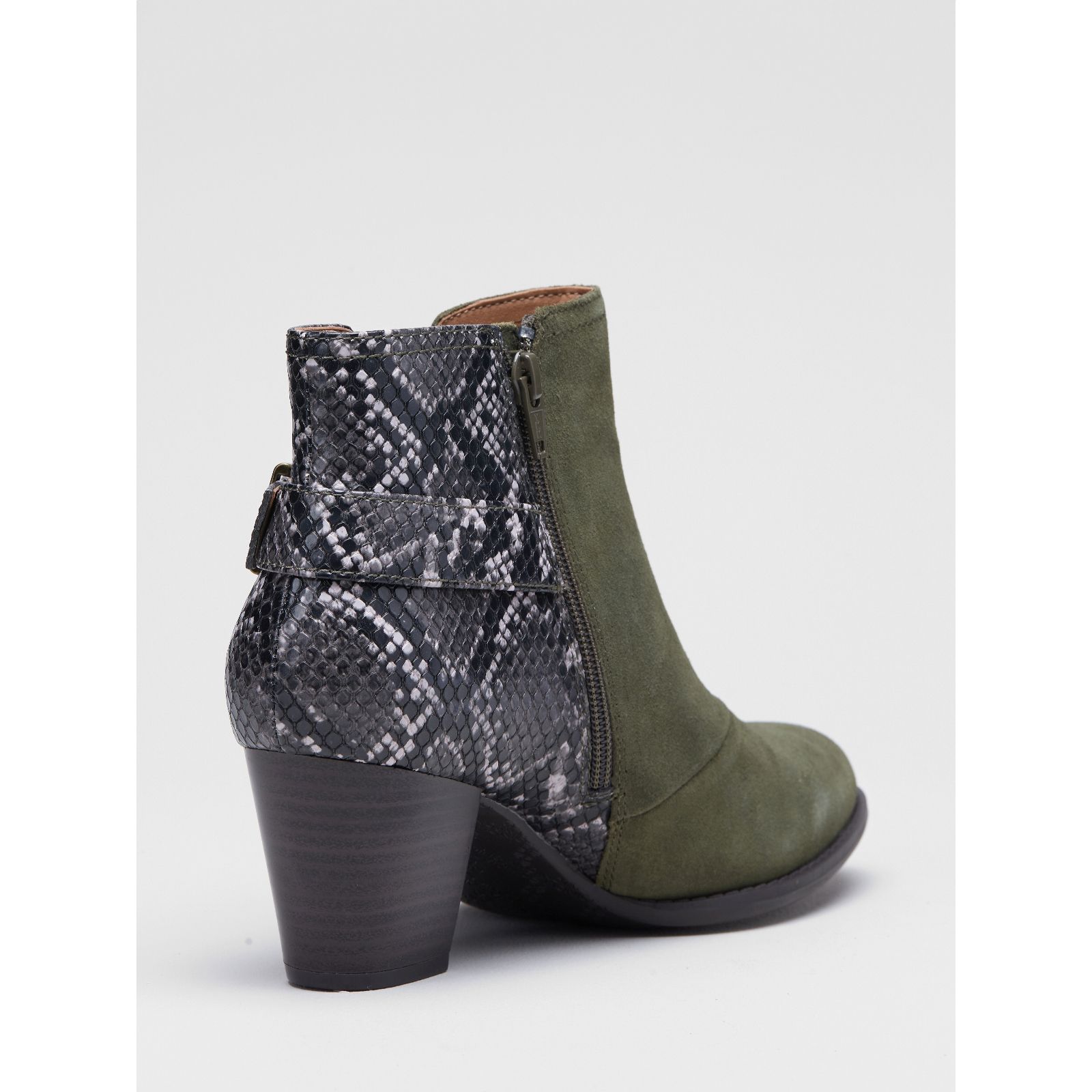 steve madden naomi ankle boot