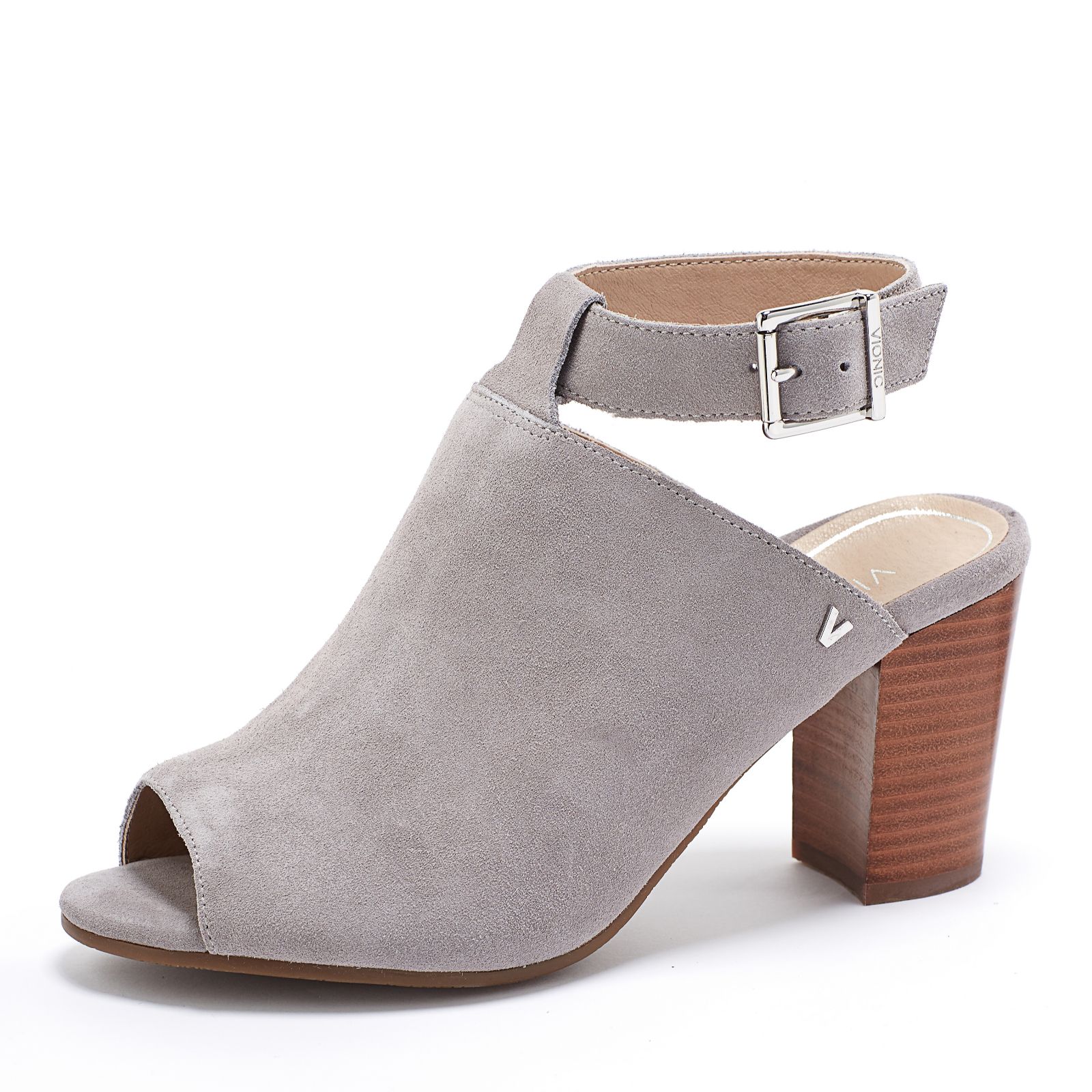 vionic closed toe shoes