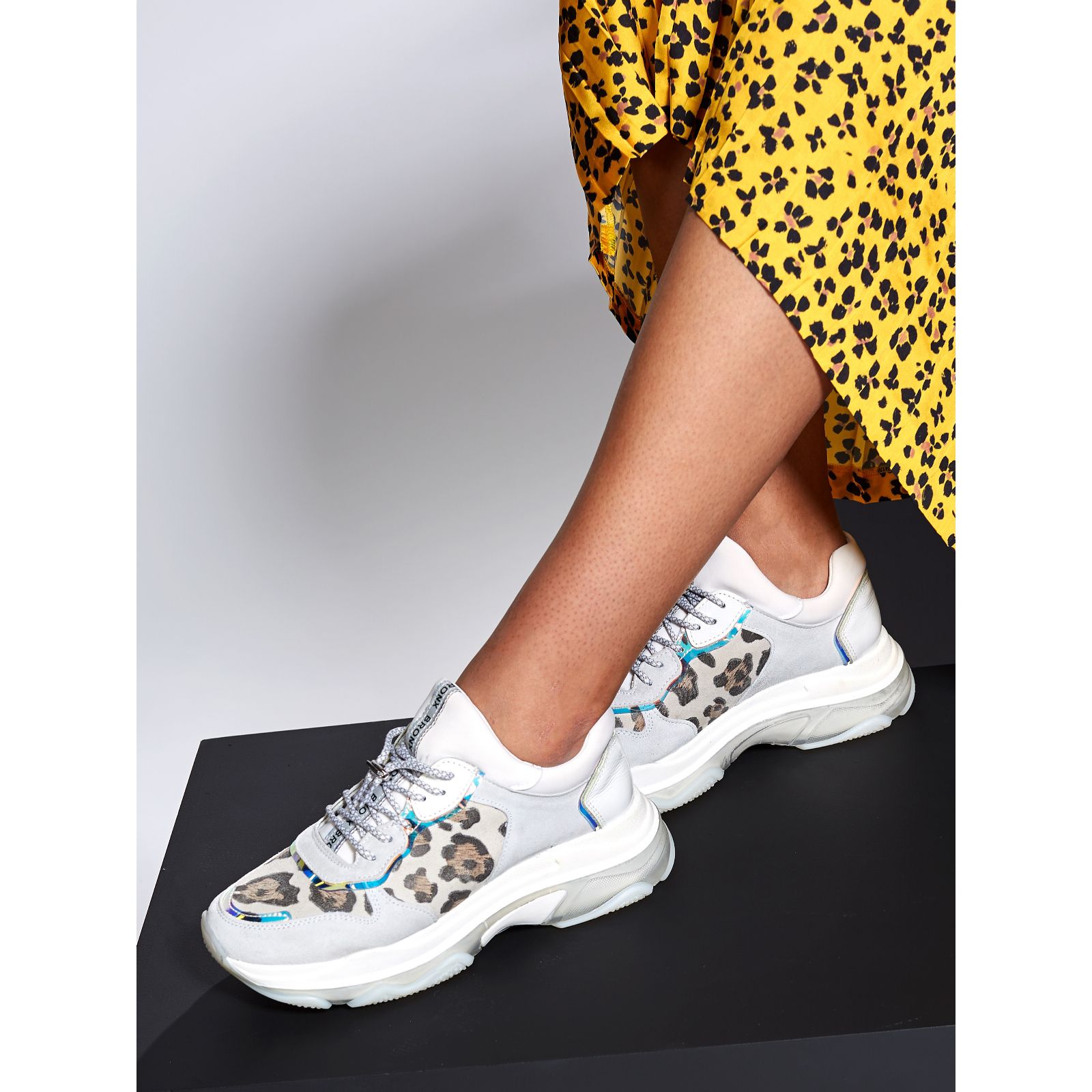 leopard trainers