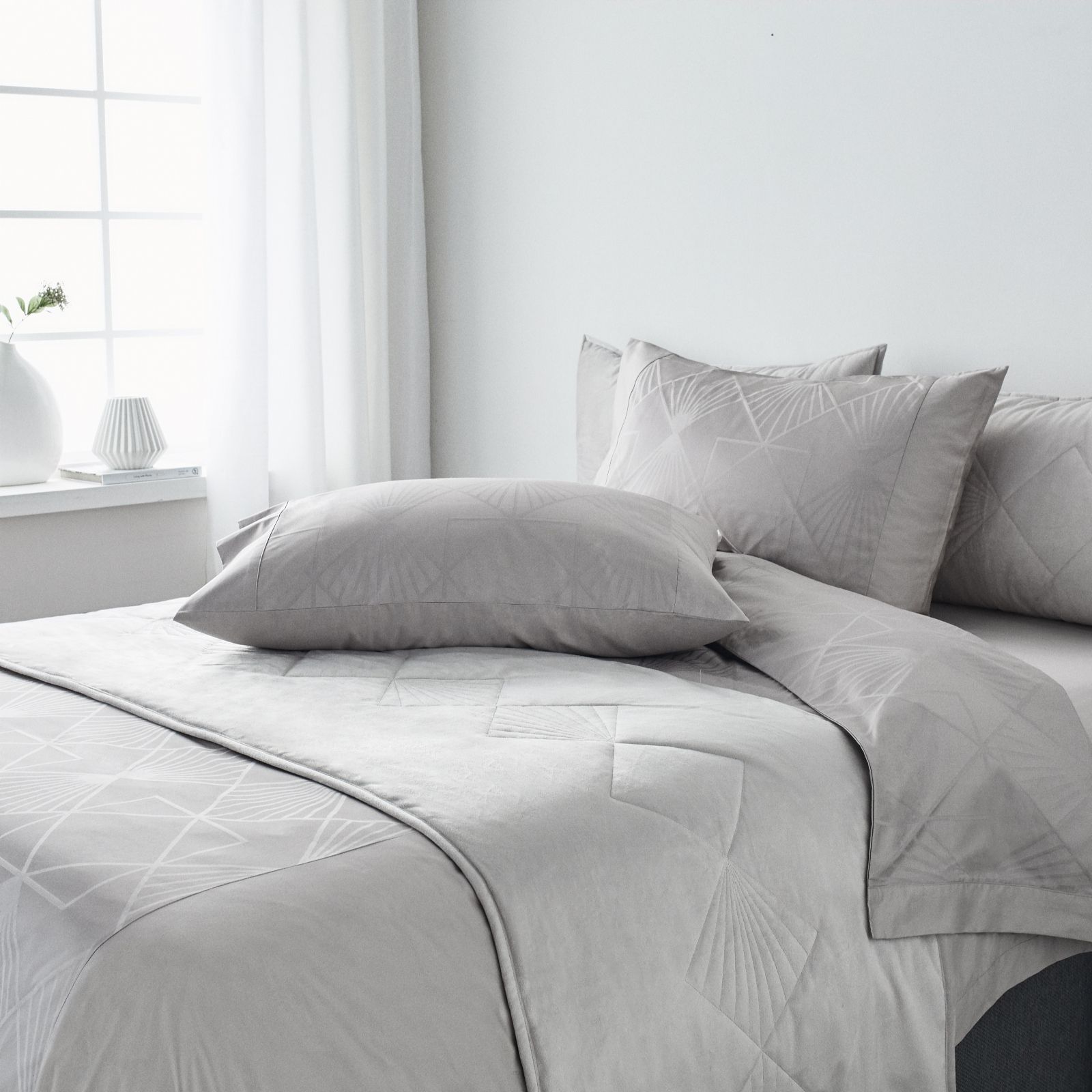 K By Kelly Hoppen 6 Piece Gatsby Bedding Collection QVC UK