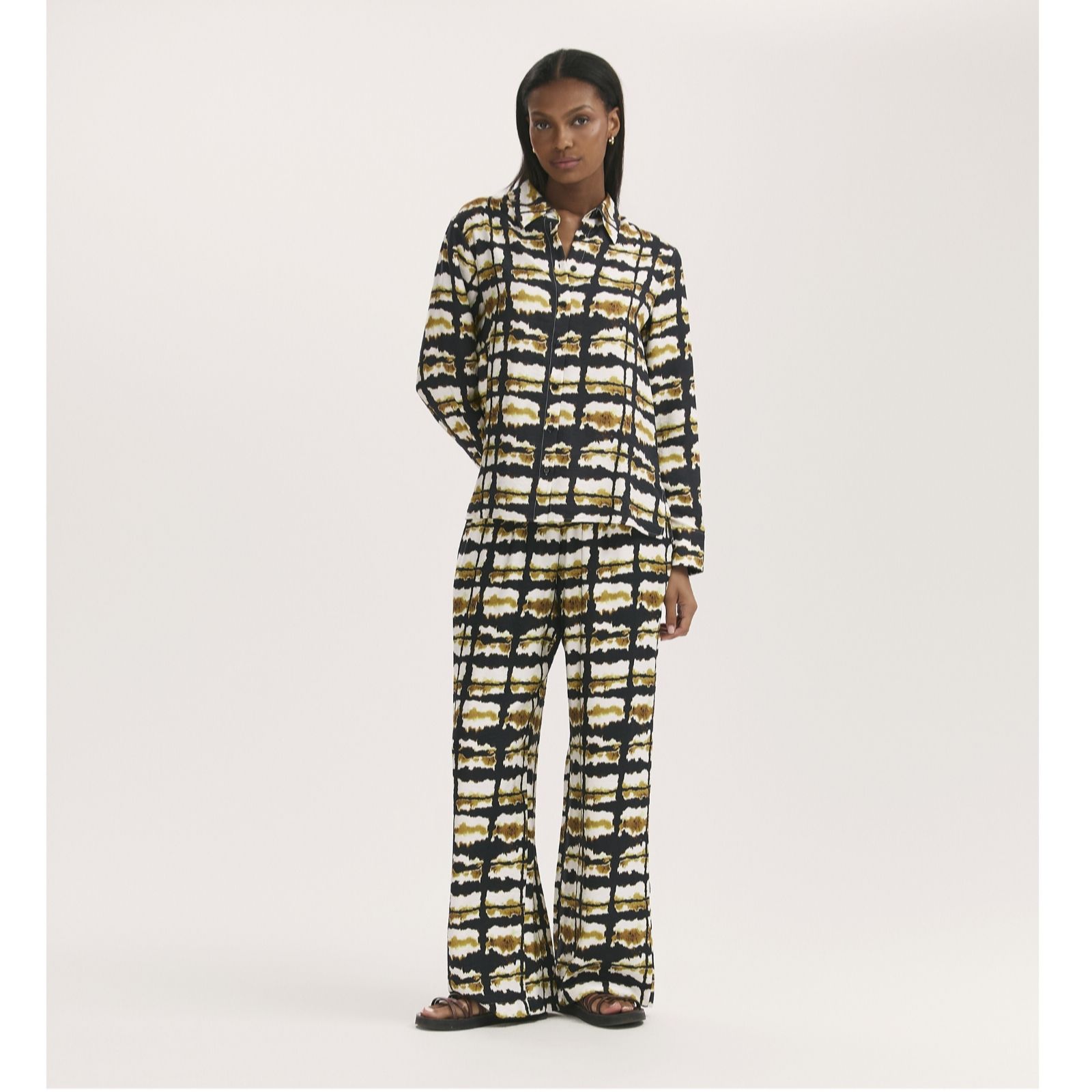 Finery London Roma Printed Button Up Shirt women's