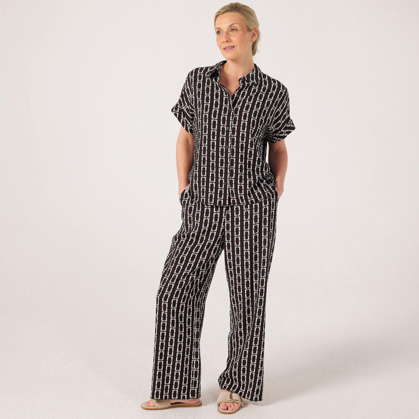 Ruth Langsford Chain Geo Print Dune Printed Dolman Sleeve Shirt