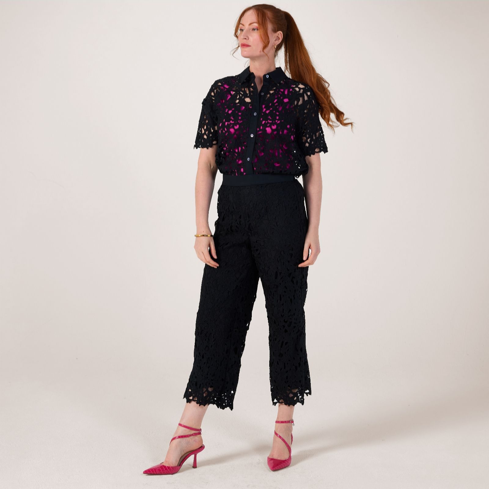 WynneCollection Graphic Lace Shirt