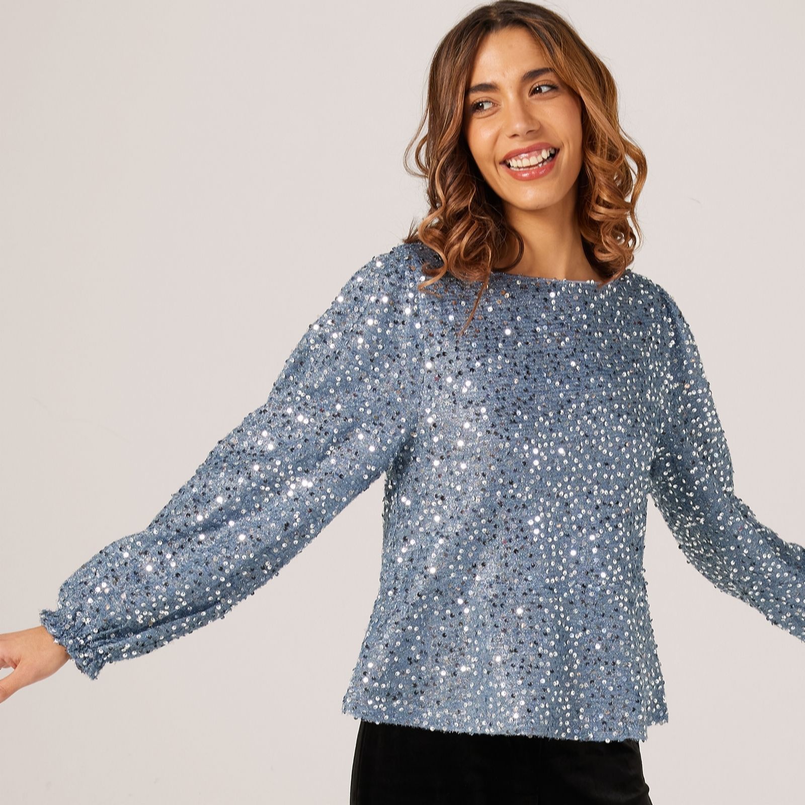 Saint Tropez Hinna Cuff Detail Sequin Blouse