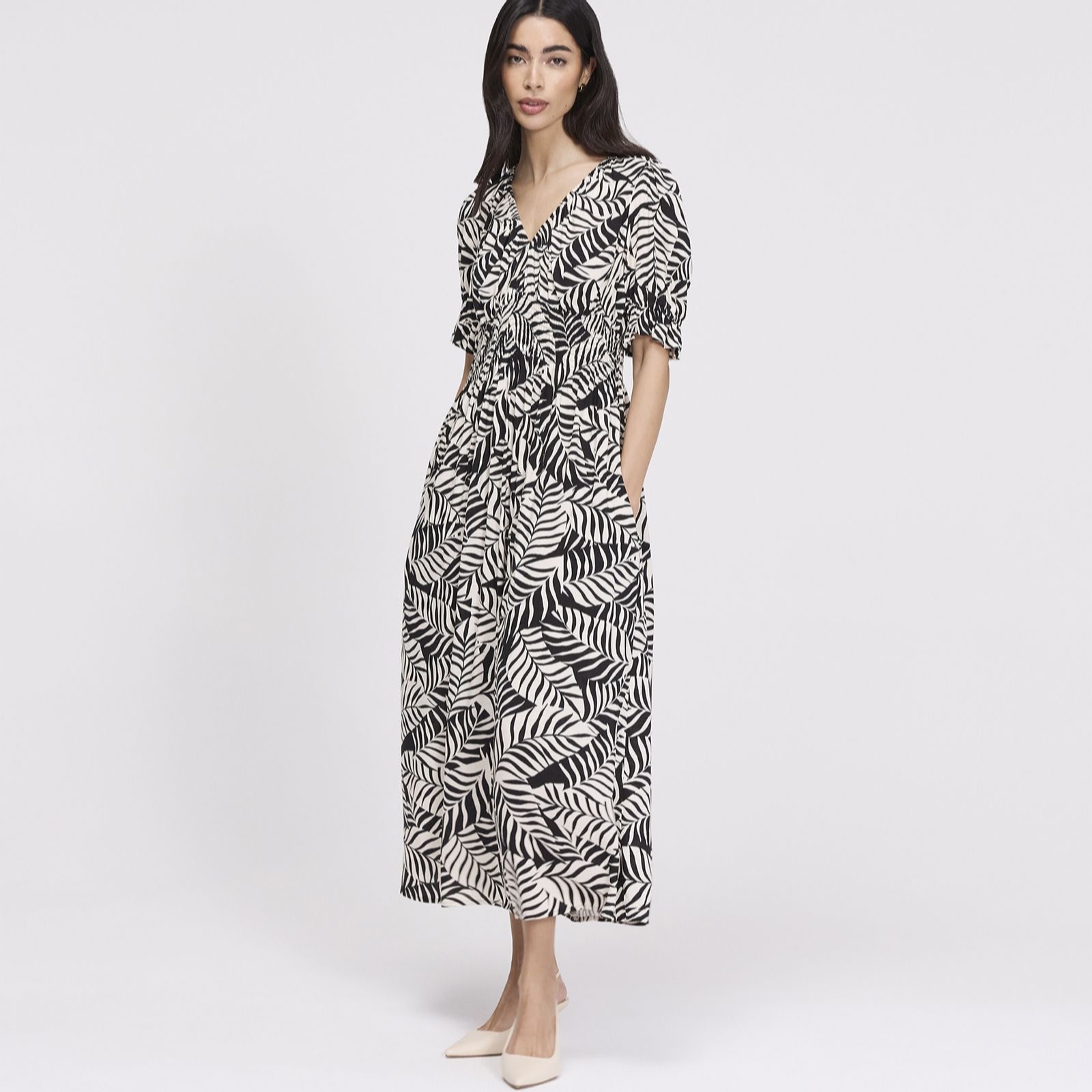 Finery London Lorelai Palm Print Viscose Dress Standard Length women's